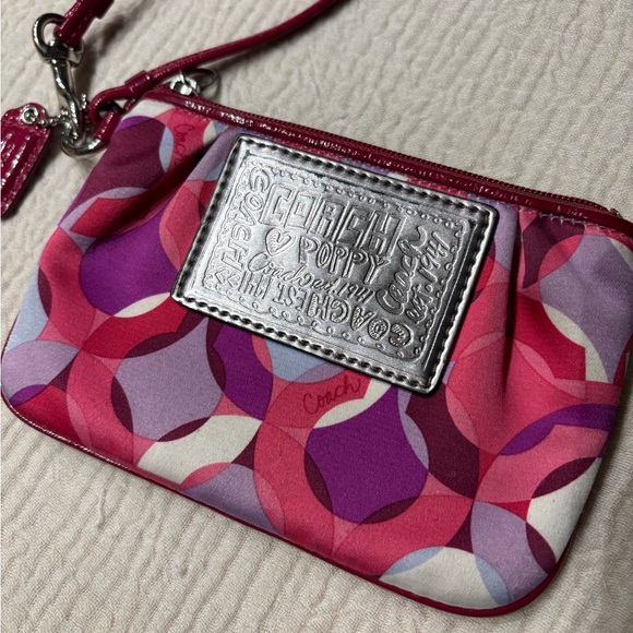 Coach Poppy Multicolor Wristlet - Picture 1 of 12